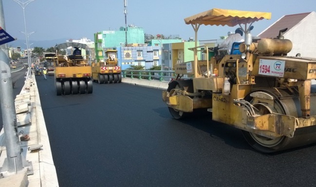 Thi công bê tông nhựa nóng